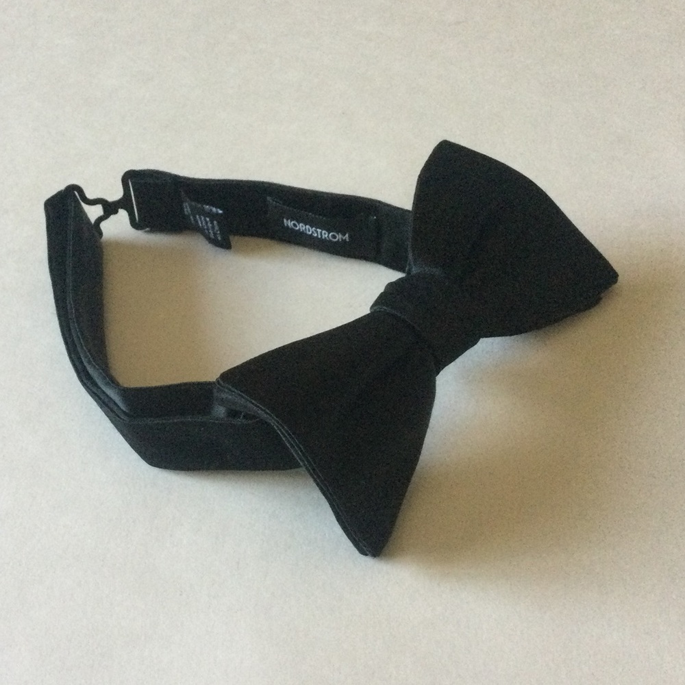 NORDSTROM MENS SILK SATIN PRE-TIED BOW TIE BLACK NWOT - Picture 12 of 13